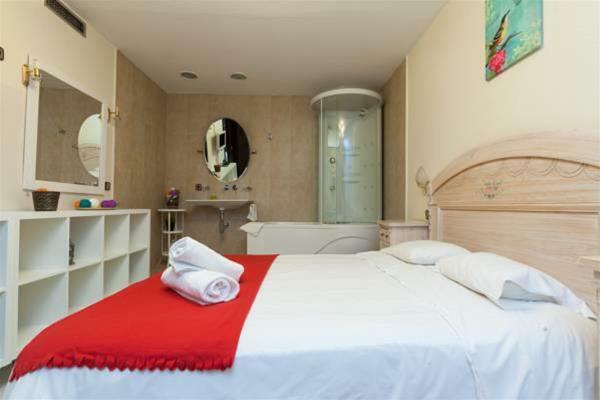 Gaudi Residence Barselona Dış mekan fotoğraf